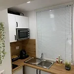 Lägenhet Tirana Apartment *