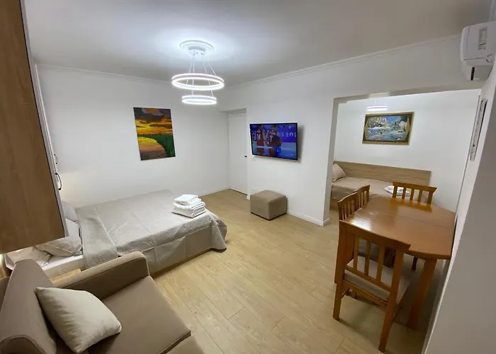 Lägenhet Tirana Apartment *