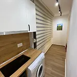 Tirana Apartment * טיראנה
