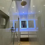 Tirana Apartment טיראנה