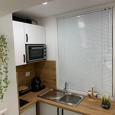 Lägenhet Tirana Apartment *