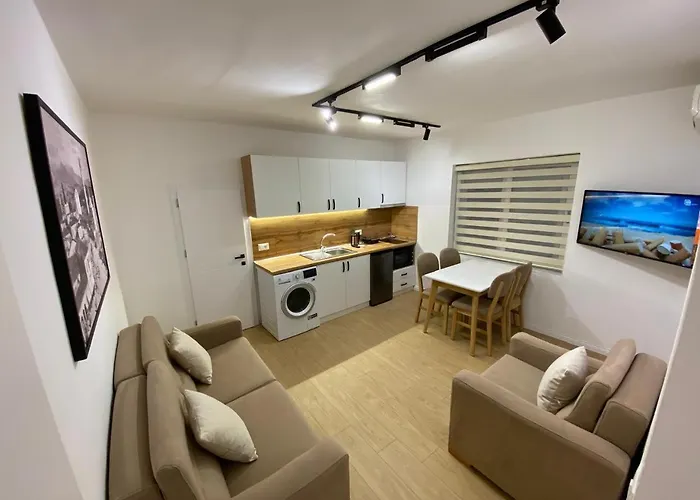 Апартаменты Tirana Apartment Тирана