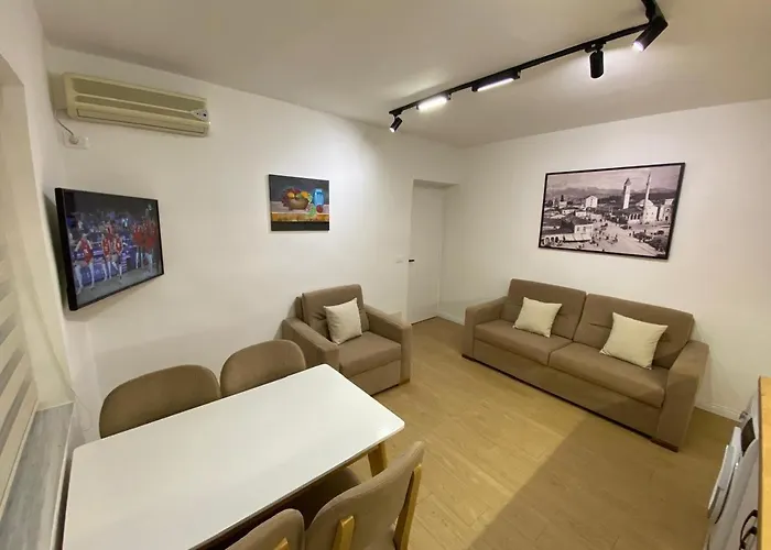 Tirana Apartment * Тирана